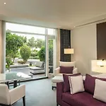 Le Meridien Dubai Hotel & Conference Centre