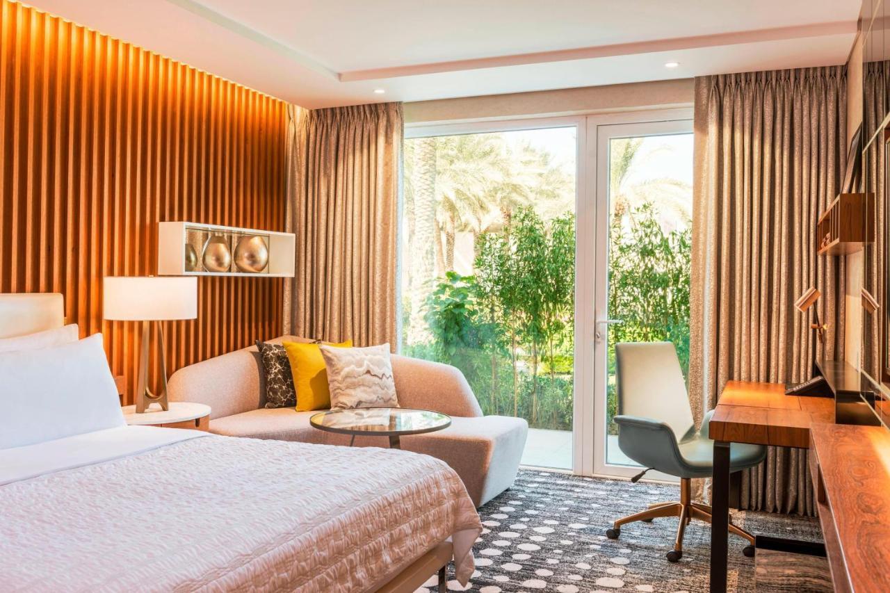 Hotel Le Meridien & Conference Centre 5*
