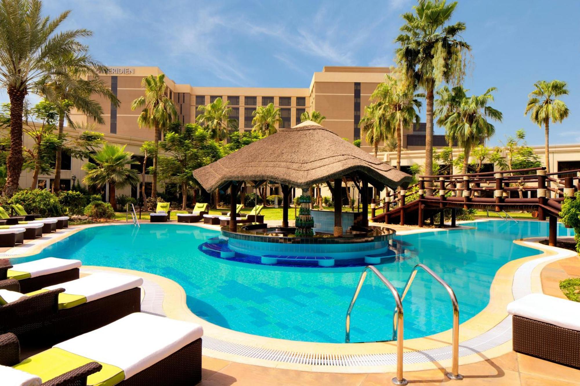Hotel Le Meridien & Conference Centre
